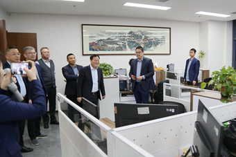 新年新气象、奋进正当时——董事长王锐带队走访慰问一线员工